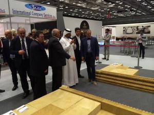 Sceicco in visita allo stand della Salerno Marmi