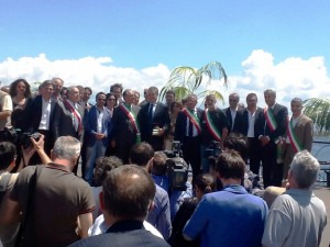 al centro Di Matteo, Amenta e Accorinti
